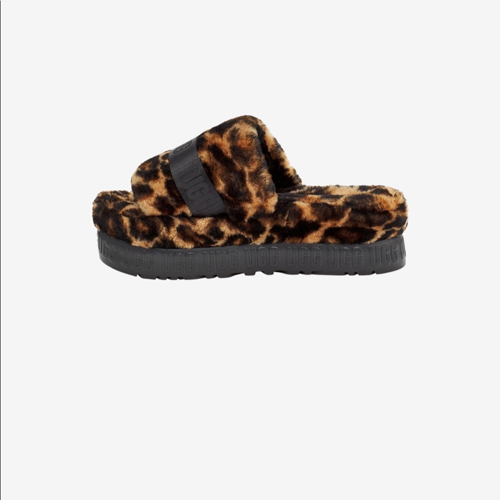 Ugg Slippers - image 3